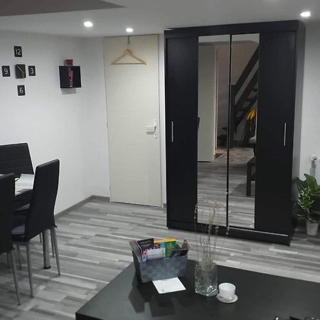 Little-Oasis Apartment Budapest Bagian luar foto
