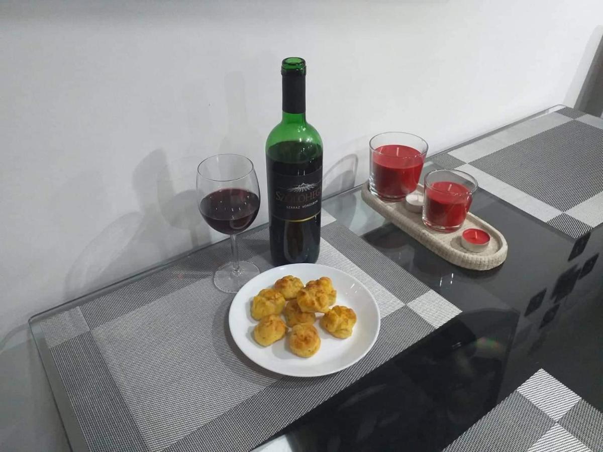Little-Oasis Apartment Budapest Bagian luar foto